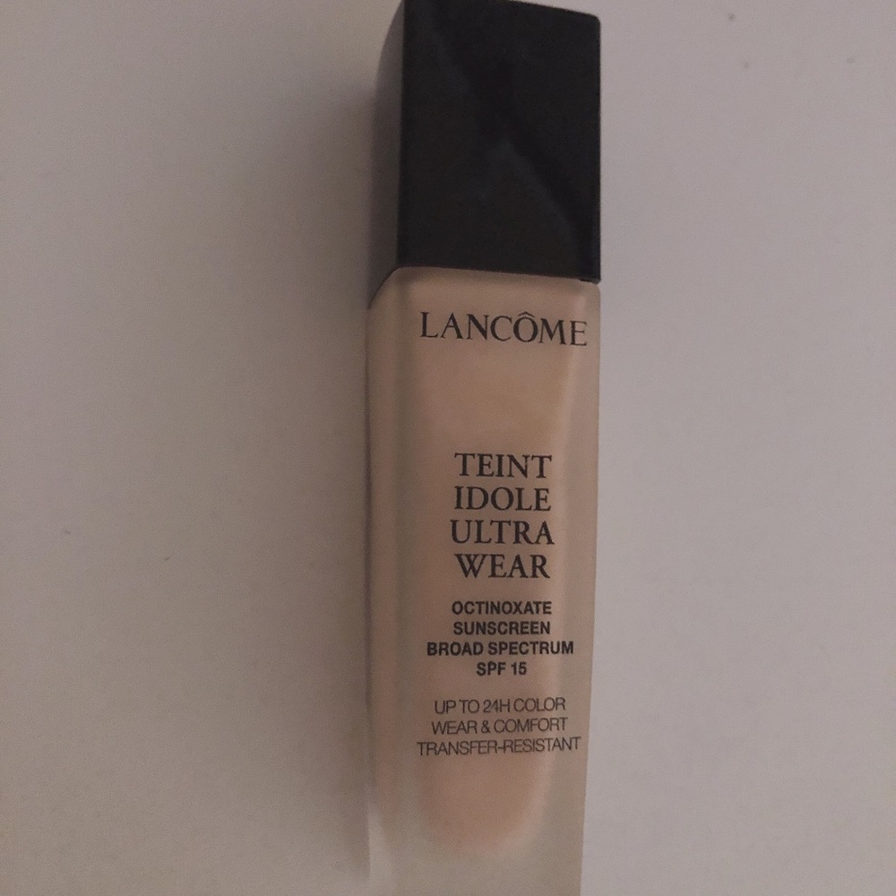 Lancome Teint Idole Ultra Wear Foundation (130N)